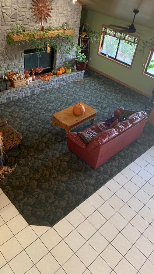 Regency Inn And Suites Stilwell Екстер'єр фото