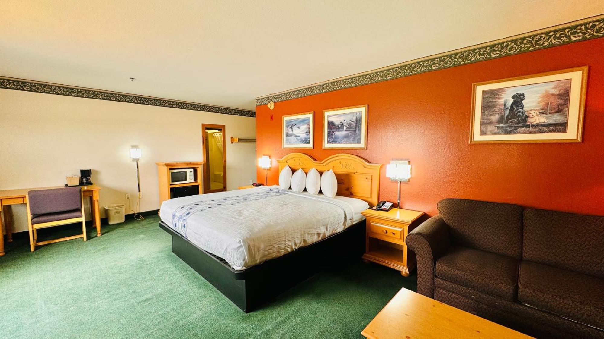Regency Inn And Suites Stilwell Екстер'єр фото