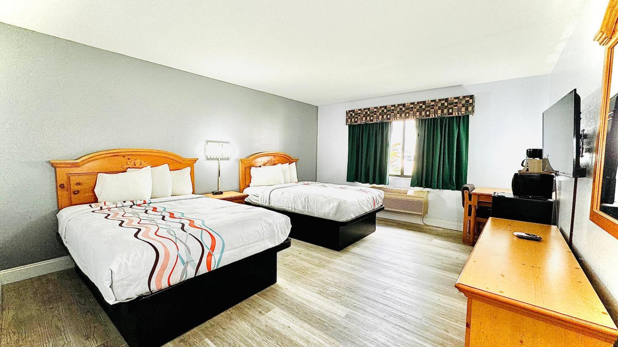 Regency Inn And Suites Stilwell Екстер'єр фото