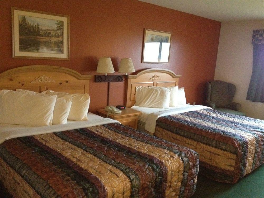 Regency Inn And Suites Stilwell Екстер'єр фото